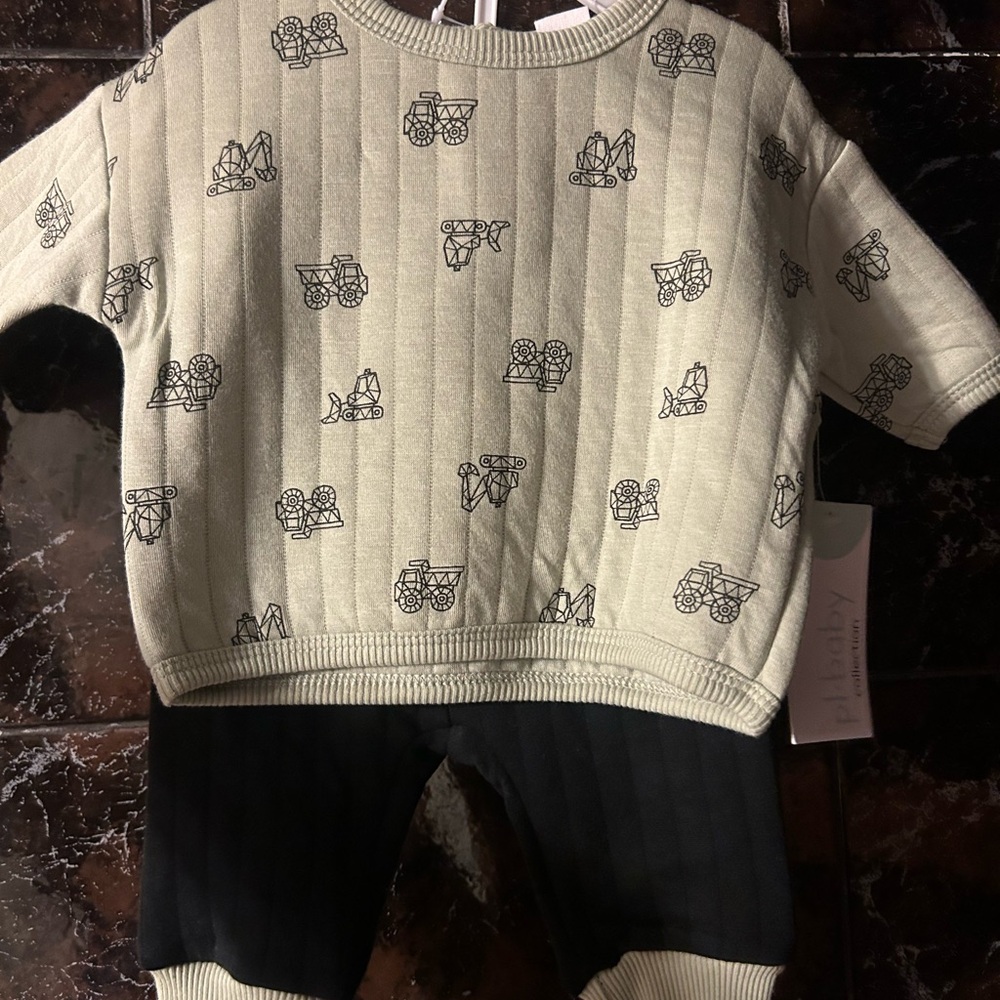 New with tags- set of baby pants and long sleeve